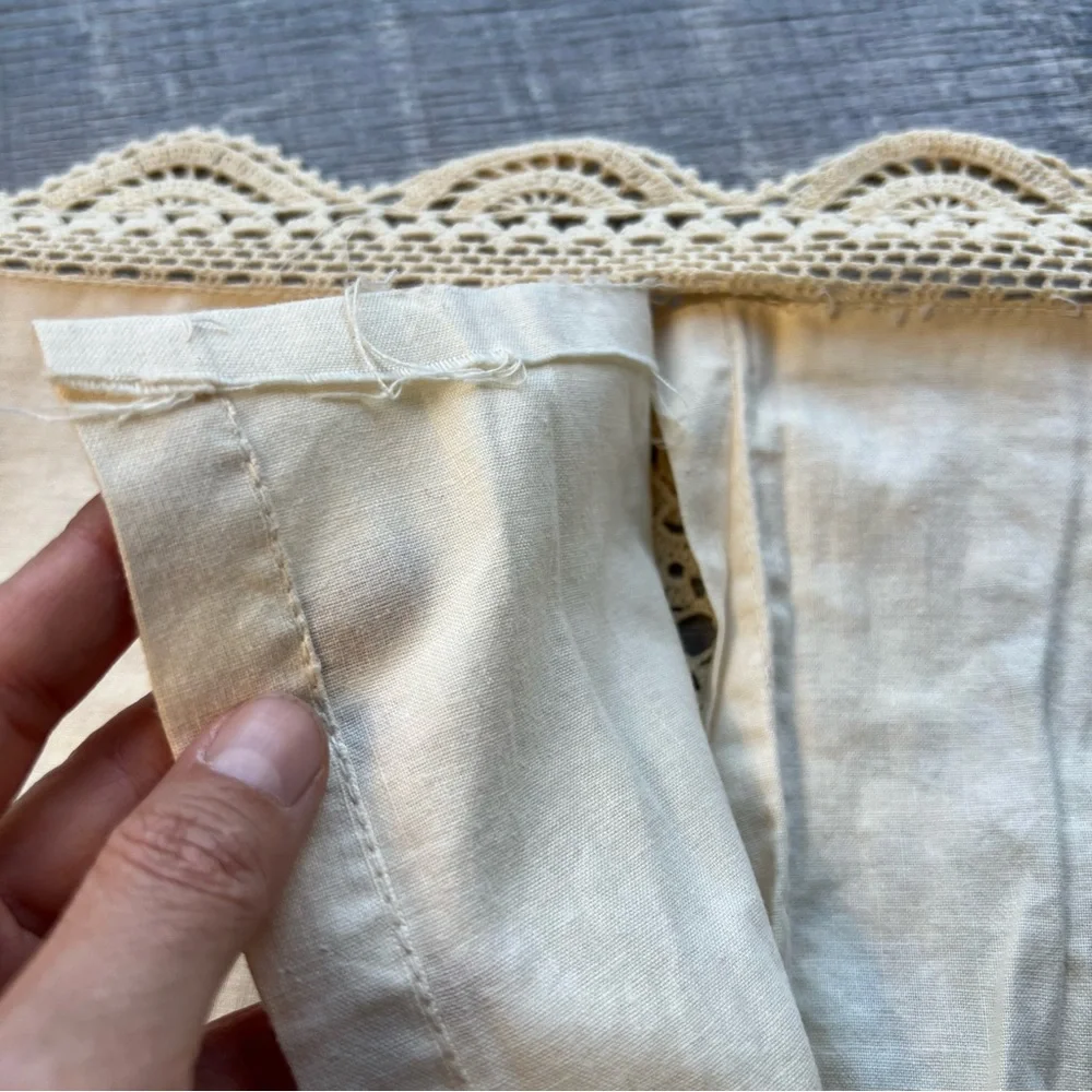 Elegant VTG Keeco Crochet Cottagecore Pillow Covers In Ivory/Cream